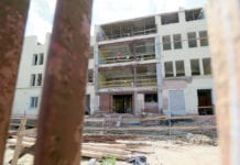 Nowy urząd coraz droższy