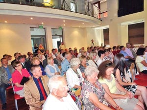 Złote Karpie dla poetki (1)