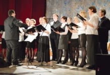 Chór zaczyna karierę