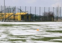 Zapadła się murawa