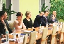 Podzieleni samorządem