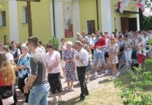 Procesja Bożego Ciała w parafii Uhrusk