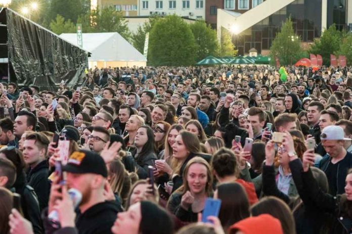 Miasto-pod-rzadami-studentow-STR-12_13-(5)