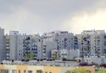 Ograbili ludzi z domów, mieszkań i działek