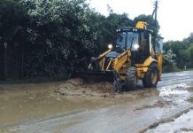 Brzeziny spłynęły błotem