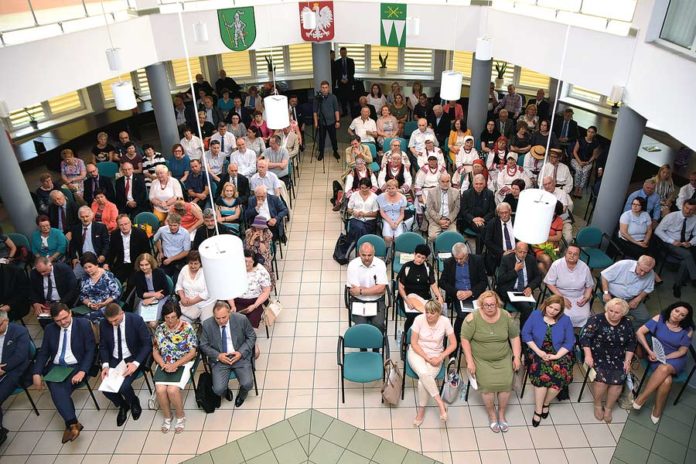 honorowy-obyw---grupowe