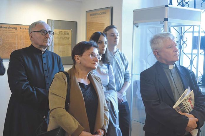 20191017_wystawa[Powiat-kra