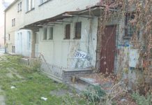 Kamienica jak śmietnik i wychodek