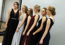 Maturzyści z liceum bawią się, a z techników – nie