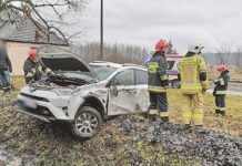 Roztrzaskał hybrydę