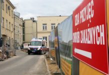 Koronawirus pustoszy i paraliżuje