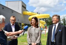 Chwalili się kompleksem