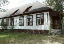 Kiedyś szkoła, dziś melina