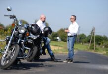 Starostowie objechali dziury