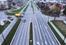 Skrzyżowanie skrajnych opinii