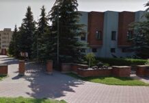 Parafia przygarnie bibliotekę?