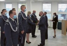 Awanse u strażaków i więzienników