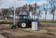 Posezonowe porządki nad zalewem