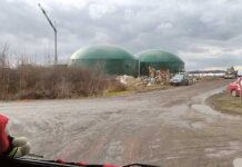 Błoto na drodze. Policja po czasie