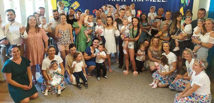 289338840_438737401425628_7