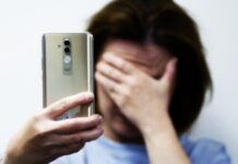 Podając się za radcę prawnego wyłudził pieniądze