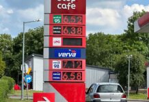 Jak z tą wakacyjną obniżką i marżami na paliwa?