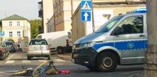 Uważajmy na drodze. Potrącenie rowerzystki