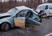 Pięć osób w szpitalu po czołówce