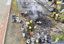 Pożar na cmentarzu. Niecodzienna interwencja strażaków