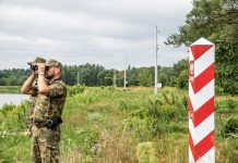 Przerzucali migrantów do Polski. Uszłyszeli wyrok