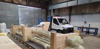 Korozja i Wilgoć – Jak Chronić Wrażliwe Towary Podczas Transportu Morskiego