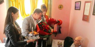 Pan porucznik skończył 100 lat