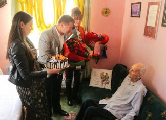 Pan porucznik skończył 100 lat