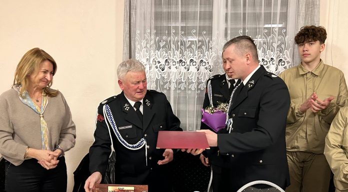 Wólka Petryłowska: Podziękowali prezesowi-druhowi za służbę i serce