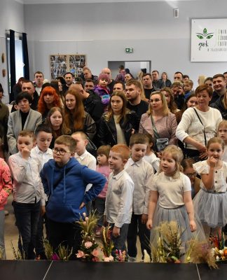 Palmy, pisanki i świąteczny klimat